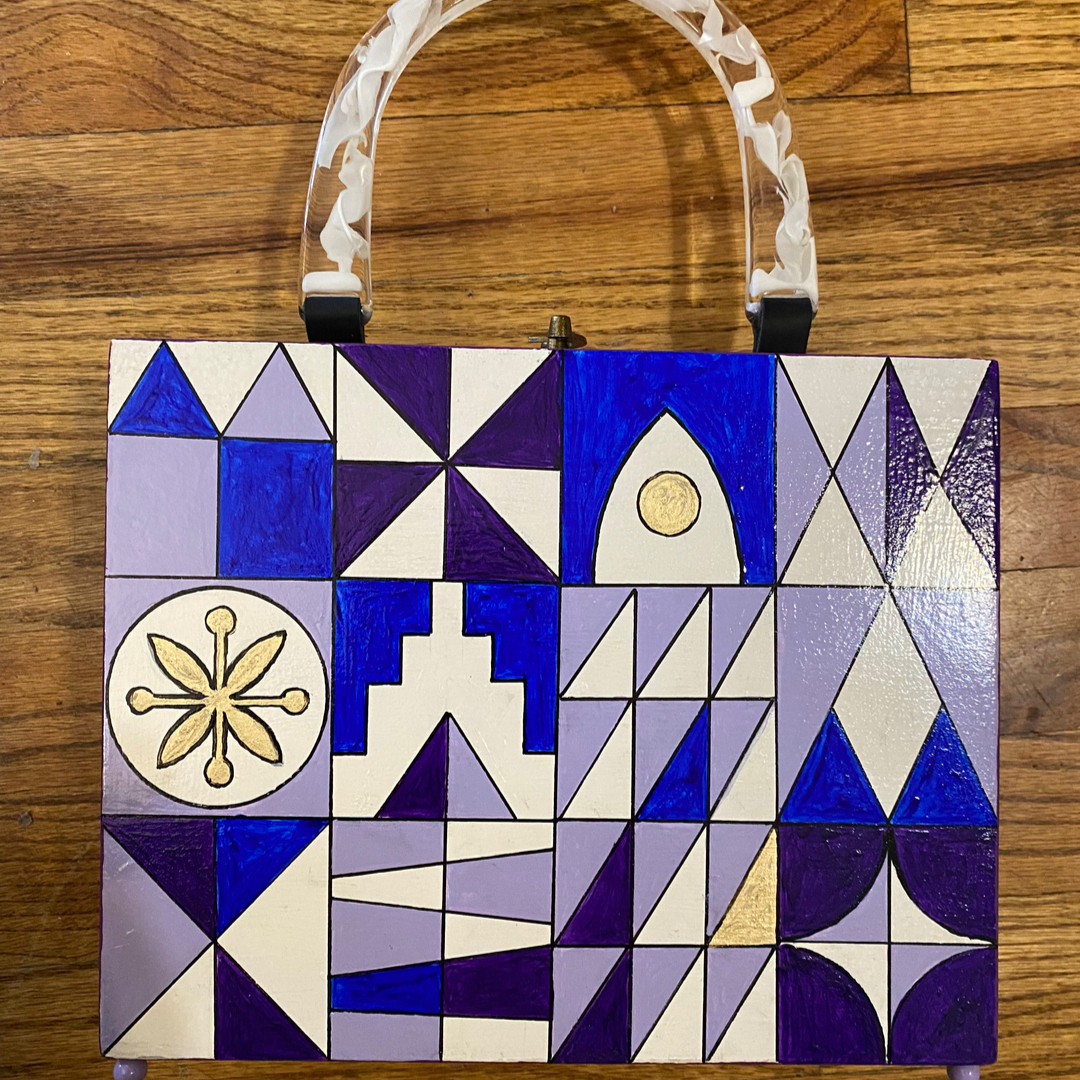 tikiking's tweet photo. Collaboration with @wildaboutmaryblair. These #maryblair inspired #itsasmallworld purses, HAND PAINTED and HAND MADE by me (no outsourcing, all done by Tiki King). There are various color schemes. Available @lanniella physical store, or ONLINE at Wild About Mary Blair. https://t.co/2fJLz90E05