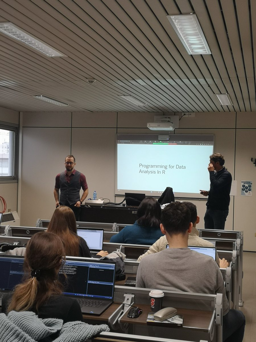 Let's dive into Statistics and Networks in Biology! Today marks the start of the E-MUSE Statistics training event organized by <a href="/DanielRemondin1/">Daniel Remondini</a> and <a href="/EGunibo/">enrico.giampieri</a> at <a href="/Unibo/">Università di Bologna</a>. #statistics #biology #msca #eufunded #programming