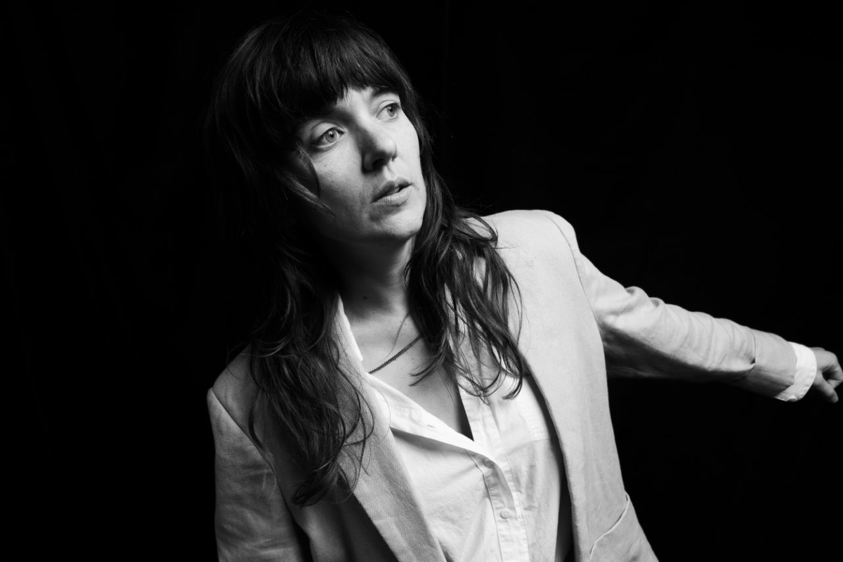 Courtney Barnett @ Manchester Albert Hall review – an indie icon in the truest sense
aah-magazine.co.uk/2022/courtney-…