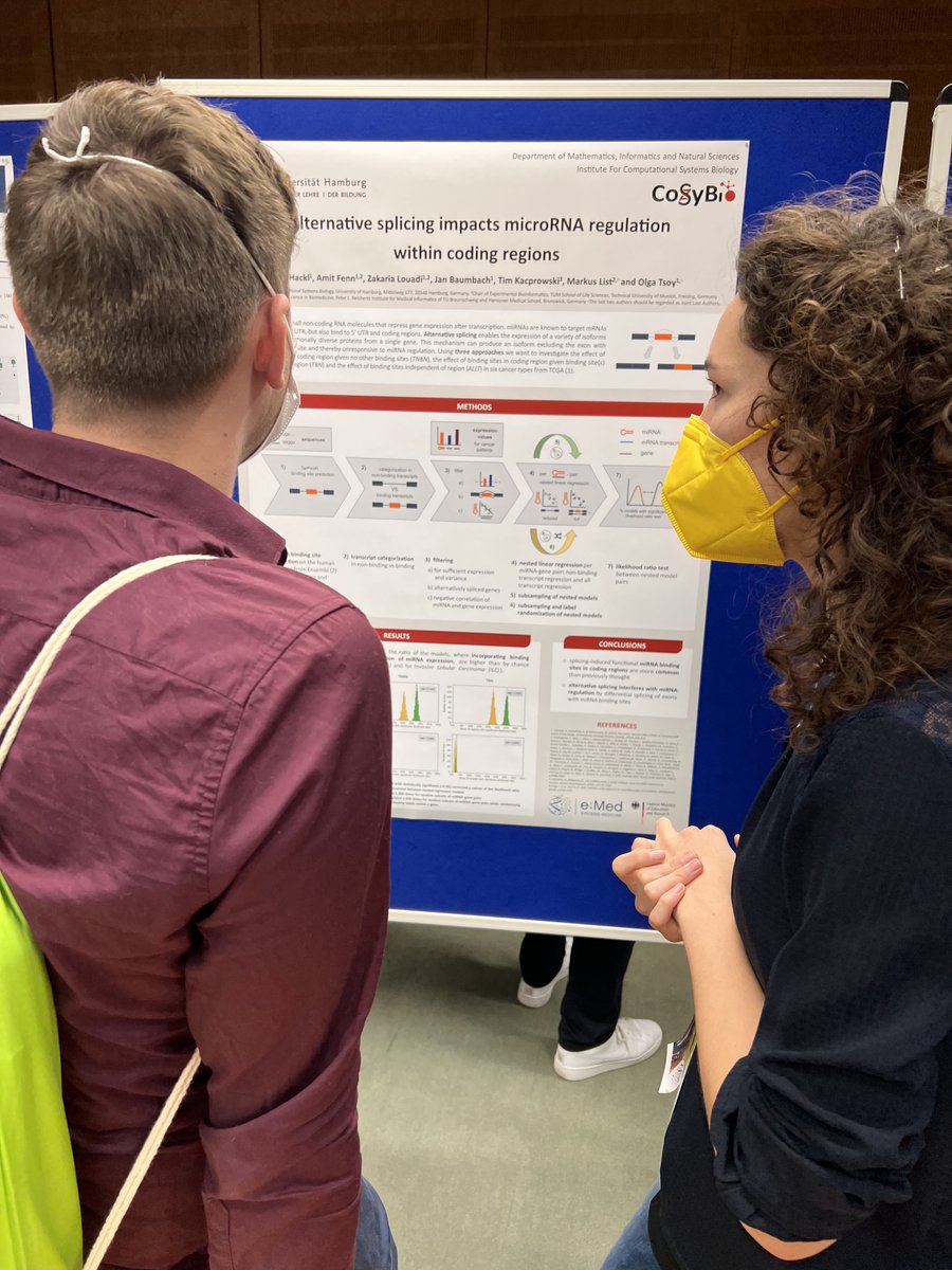 CoSy.Bio (@cosybio_uhh) on Twitter photo Lena Hackl is presenting her poster on how alternative splicing impacts microRNA regulation at the e:Med Meeting on Systems Medicine 2022. If you are here check out her awesome poster (#29). <a href="/medicine_e/">e:Med Systems Medicine</a> #Bioinformatics #AlternativeSplicing Lena Hackl is presenting her poster on how alternative splicing impacts microRNA regulation at the e:Med Meeting on Systems Medicine 2022. If you are here check out her awesome poster (#29). <a href="/medicine_e/">e:Med Systems Medicine</a> #Bioinformatics #AlternativeSplicing