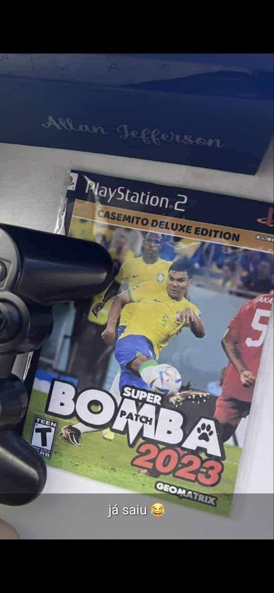 gglenda04's tweet photo. Já saiu com a capa nova 🤣🤣
Madureira e rápido https://t.co/lk2tXgFRlm