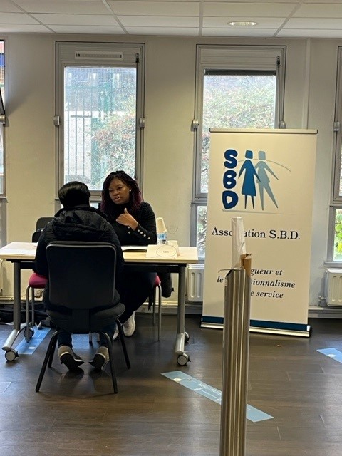 PlateformeE's tweet photo. Le job dating organisé par Evolia93 en partenariat avec le Pôle emploi de Montreuil s'est tenu le 24/11/2022. Avec plus de 40 postes à pourvoir, les employeurs présents ont fait part de leur satisfaction quant à la qualité des candidatures.
#jobdating #emploi #servicesalapersonne https://t.co/ANpaeOgPpE