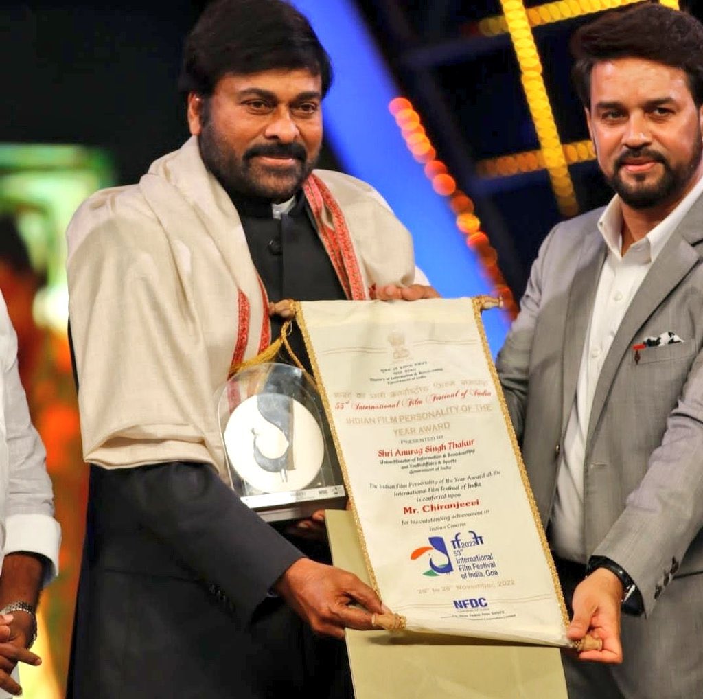Congratulations Megastar Chiranjeevi garu on receiving the Indian Film Personality of the Year award.
@KChiruTweets
#IFFI53 #IFFI #AnythingForFilms #IFFI53Goa #IFFIGoa

#PrideOfIndianCinemaChiranjeevi 🙌