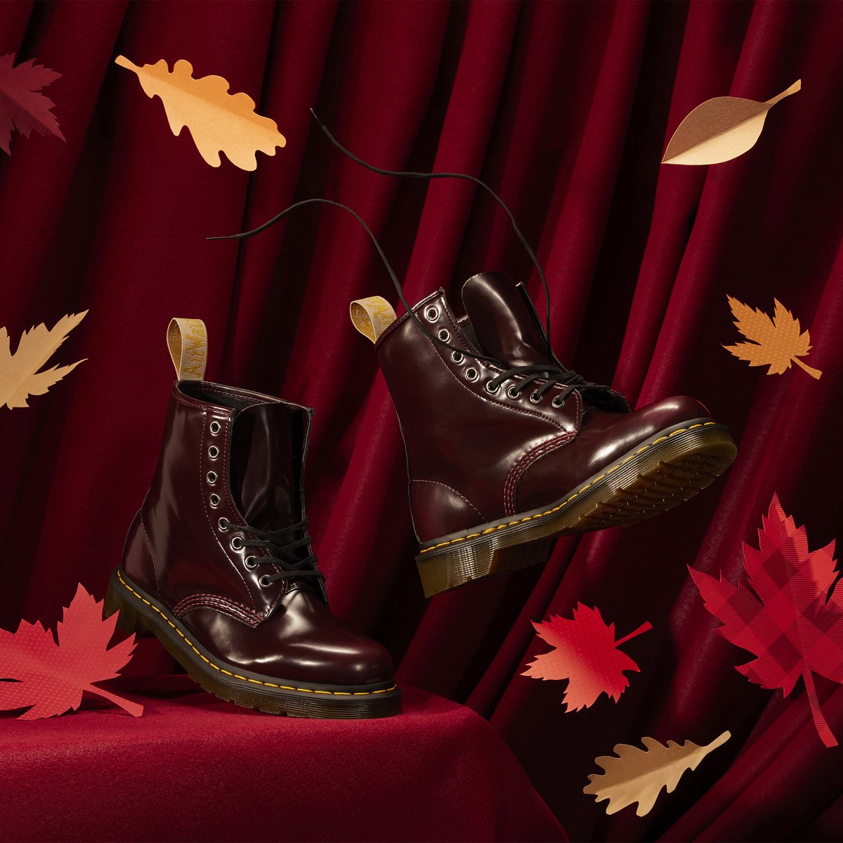 Walking into winter like…
For amazing in-house photography, unparalleled photo composition and expert digital imaging skills, you’ll want to work with us.

#digitalimaging #burgundy #shoephotography #burgundylove