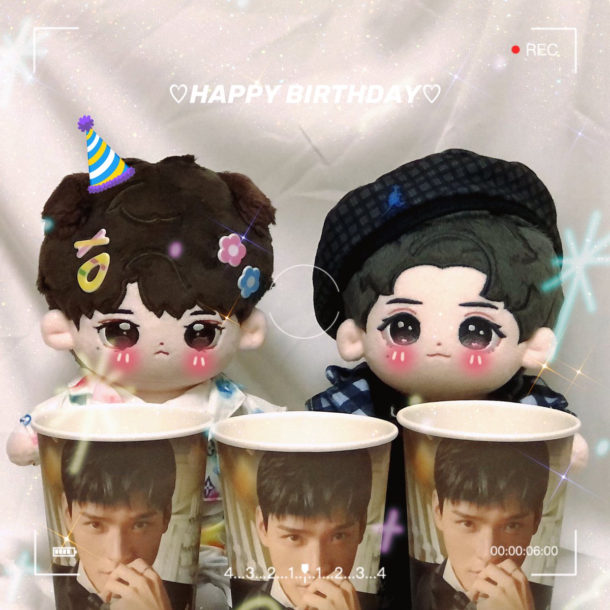 soymilk__jj's tweet photo. .  *  💙.  *  . *. 💙*  .    
🤍.  *  .* 🤍.    *   .🤍.   
  *  ʜᴀᴘᴘʏ ʙɪʀᴛʜᴅᴀʏ  *  
💙. *   ᴊᴜɴᴊᴜɴ   *  💙*  
. * 🤍*   .  * .   * 🤍*  
      *  .     💙.   * .

#龚俊1129生日快乐
#HAPPYGONGJUNDAY1129
#Happy30thGongJun
#1129GongJunDay
#龚俊 #GongJun https://t.co/R4Z2LhaP6E