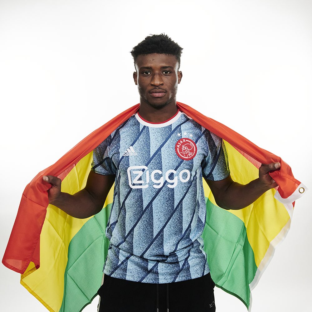 TalkingGh's tweet photo. 5 Reasons Why Kudus Mohammed’s Great Form Will Ensure Ghana Success At World Cup
https://t.co/6P8LDsAZ9I
#kudusmohammed #ghanablackstars #kudus https://t.co/6WUE6Sw0dB
