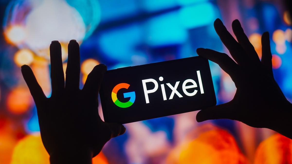 DailyCellPhones's tweet image. Are cell phones that are less than $500 even still a thing? Actually, yes they are, and here are some of the best - especially helpful if you're #CyberMonday shopping - yhoo.it/3Vwun15