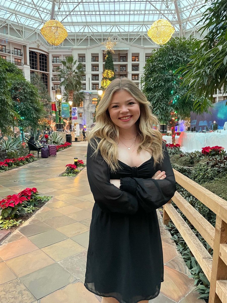 Another highlight from TX Thesbian Convention: 

Paige Parker was one of 7 out of 105 students earning a perfect score in her event. She was featured in the MainStage closing ceremonies for her work.