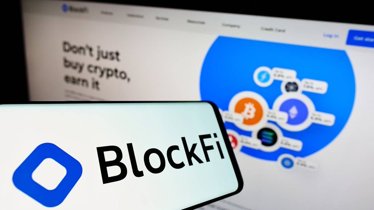 DCryptoKnight's tweet photo. FTX gone, BITFRONT exchange also closed and now  BlockFi will file for bankruptcy later today. 

Been a terrible year for the #Cryptocommunity

 #cryptocurrencies https://t.co/DzyZ4CXeT3