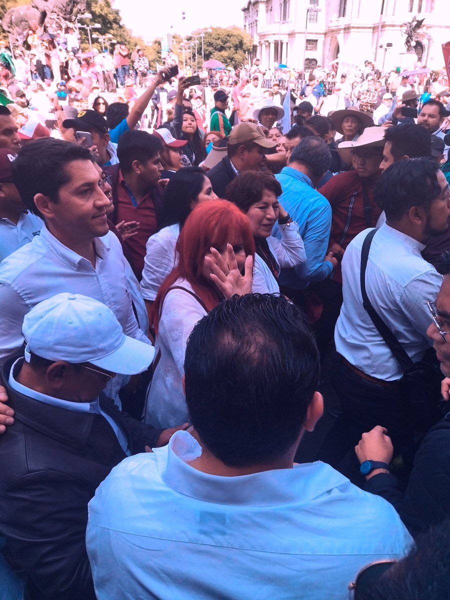 kendarramirez's tweet photo. 📌 En el 4° informe de gobierno de nuestro Presidente #AndrésManuelLopezObrador
#GobernadorBajaCaliforniaSur
#Puebla
#KR
#Kendar
#AMLOLiderMundial https://t.co/R7P4R11NWs