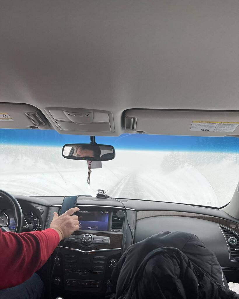 Winter driving is not for the faint of heart. Seriously. We’ve driven through the Rockies  countless times in winter, and have experienced some terrifying moments, and you never get used to it. 

Yesterday’s trip home from Osoyoos was #2 worst trip ever.… instagr.am/p/ClgqeKSp-qO/