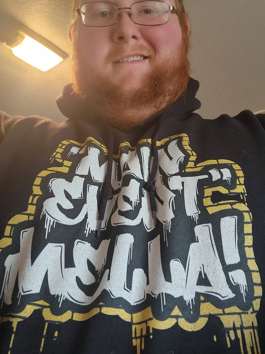 MellaFanWally's tweet photo. Still rocking my #MainEventMella Hoodie! @CarmellaWWE #MondayNightMella https://t.co/wtDAG4AkKJ