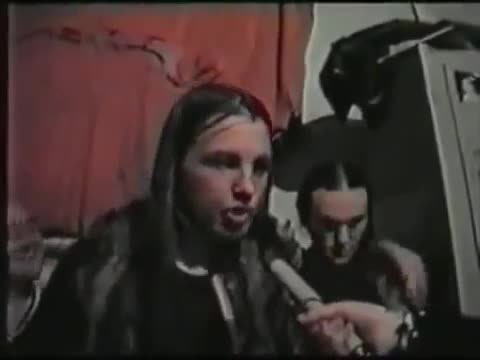 gg_trotsky's tweet image. Забавно, что в 2022 году стало наиболее очевидно насколько бабан экиэй мастер капюшон глубоко видел и абстрактного оксимирона и абстрактного шока более десяти лет назад 😅