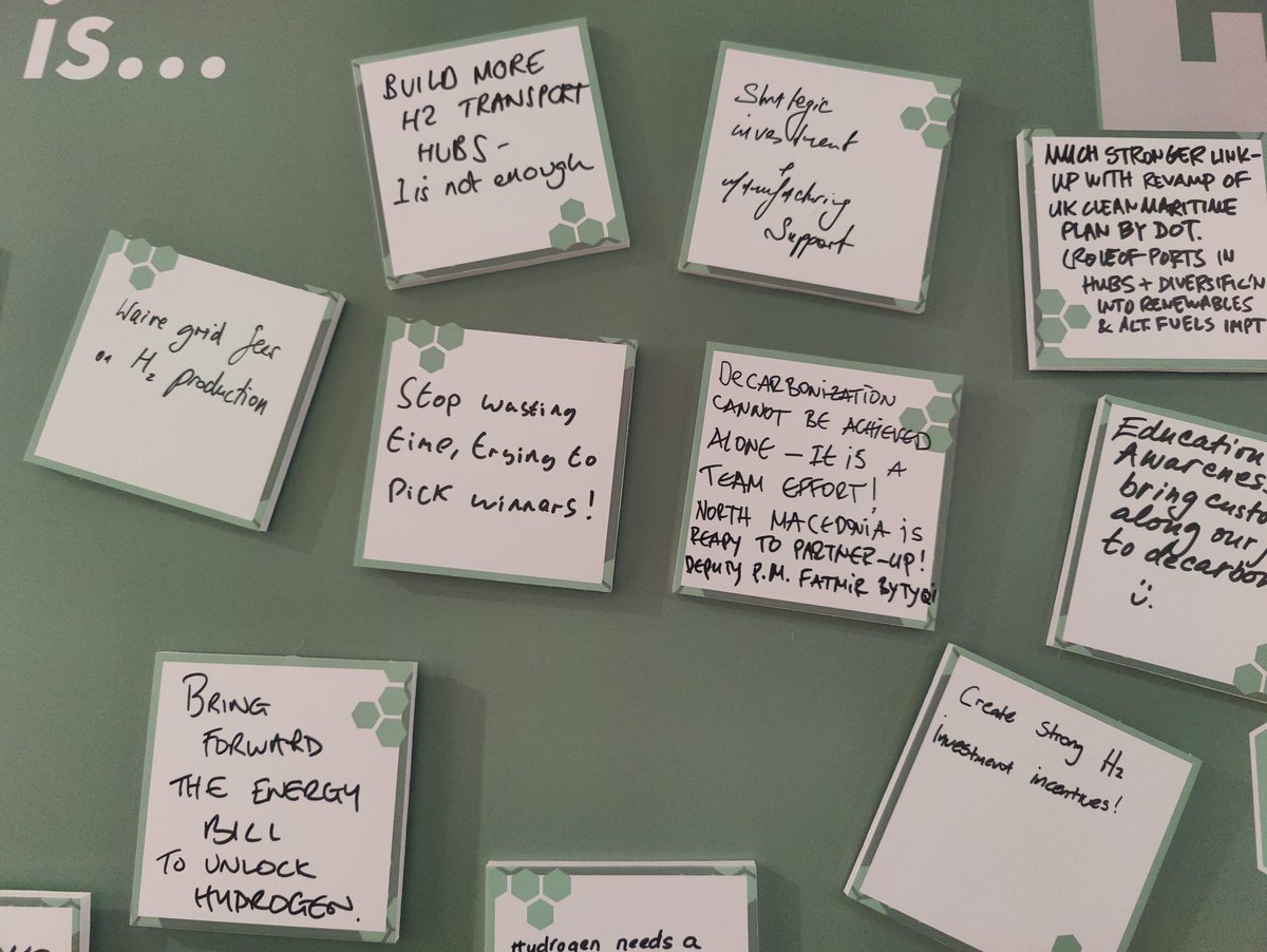 REAssociation's tweet photo. A range of key policy asks for the hydrogen sector have been recorded on #Beyond2050's pledge board at our #Hydrogen22 event today.
Inspiring to see so many passionate individuals - industry is ready to work with government to make these asks a reality! https://t.co/EBNXNV1vtM