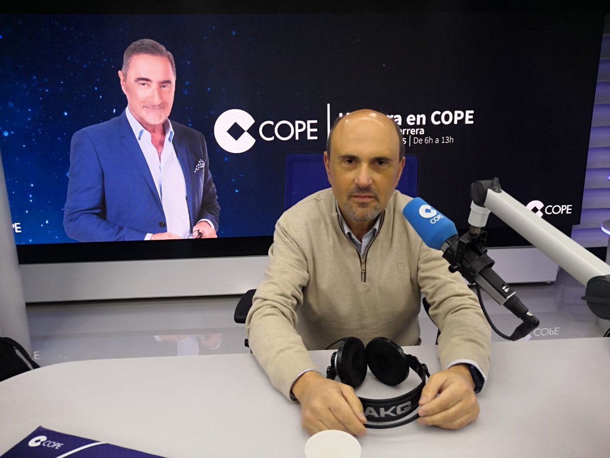ETS de Ingenieros de Telecomunicación - UPM (@telecoupm) on Twitter photo Hoy <a href="/HerreraenCOPE/">Herrera en COPE</a> ha entrevistado a nuestro profesor Víctor Villagrá, director del Máster en #Ciberseguridad de <a href="/La_UPM/">Universidad Politécnica de Madrid</a>.
. Hoy <a href="/HerreraenCOPE/">Herrera en COPE</a> ha entrevistado a nuestro profesor Víctor Villagrá, director del Máster en #Ciberseguridad de <a href="/La_UPM/">Universidad Politécnica de Madrid</a>.
.