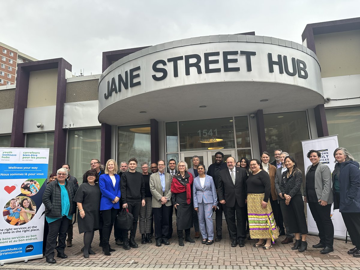 ACCESS_OM's tweet photo. #MondayMotivation: Srividya Iyer attended today's  event at @YorktownFamily where @Carolyn_Bennett #GoC announced an $18M investment in integrated #youth services, including an #Indigenous IYS network from #ACCESSOpenMinds' Indigenous Council. Learn more ➡️https://t.co/HWajlWWOjc https://t.co/LtOytU6rue