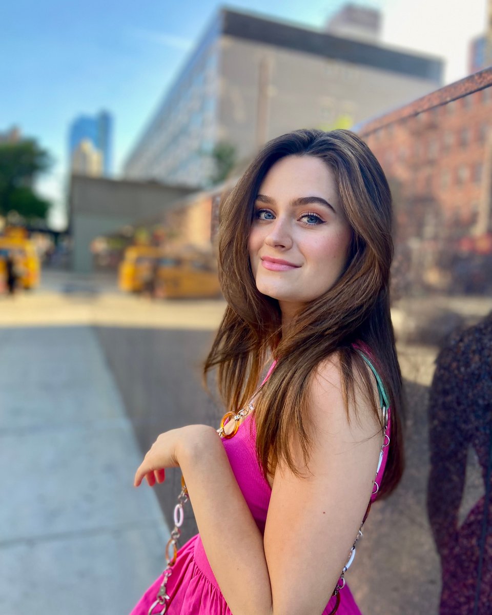 Wishing Emerson, one of our wonderful Account Coordinators, a very happy birthday! 🥳  We hope you have a fabulous day! 💖