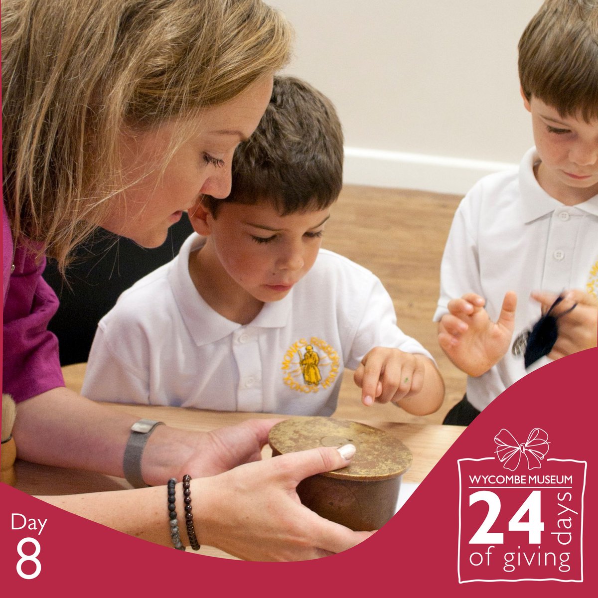 WycombeMuseum's tweet photo. It’s day 8 of 24!
Support learning in High Wycombe and the surrounding area by buying the chance for a class of school children to use one of our Explorer Boxes. Nominate a school you would like to receive it, or leave it to us to choose!
https://t.co/3MlPxxMDi1
#24DaysofGiving https://t.co/Gkod5gZLnz