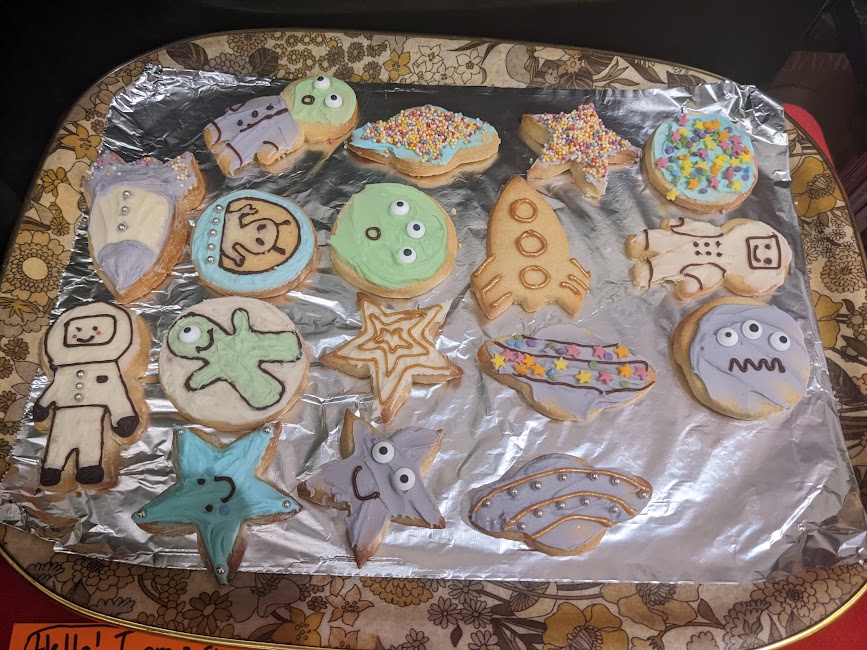 My heart is full!! Thank you to everyone who came out last night to <a href="/tweetwronger/">Typewronger Books</a> for the launch of my novella 'All the Orphans in the Galaxy'!! 

The book is OUT NOW (surreal!). You can grab physical or ebook copies at: speculativebooks.net/shop/all-the-o…

🚀✨🌎💕