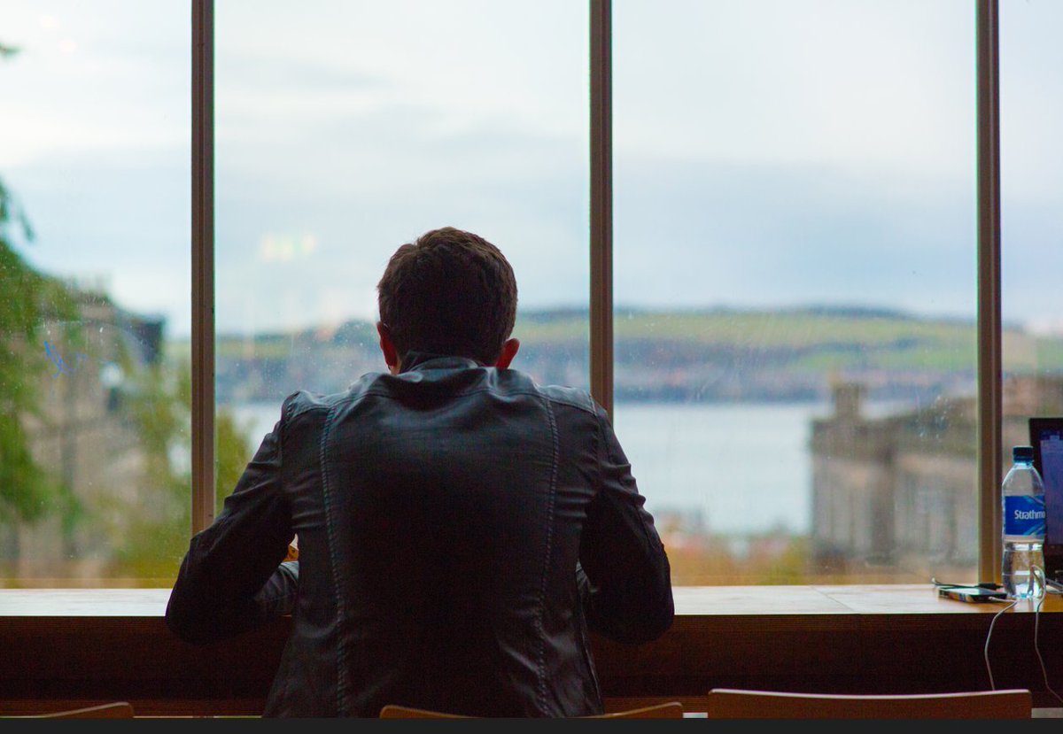 dundeeuni's tweet photo. Today, #GivingTuesday, we're inviting you to consider donating to our Student Financial Aid Fund - https://t.co/FyQXurV3wZ

Here's why... 
🧵 1/3 https://t.co/agyBFbB4h2