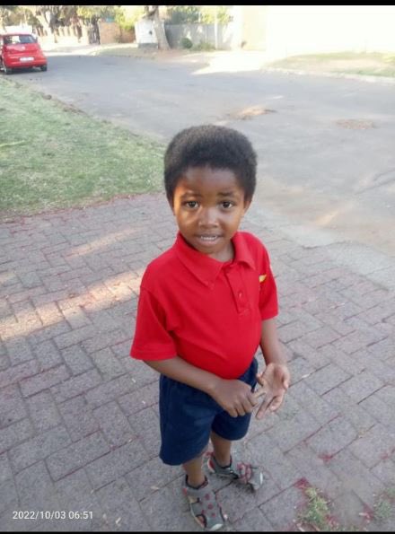 Shaydino "Bokkie" Padda, 5, from Witbank, was found dead on 23/11. Shaydino went missing after his father didn't return him home after a visit. Shaydino's body was found in a field. His father committed suicide a few days earlier. 
Rest in power brother ✊💜 
#KeepTheEnergy