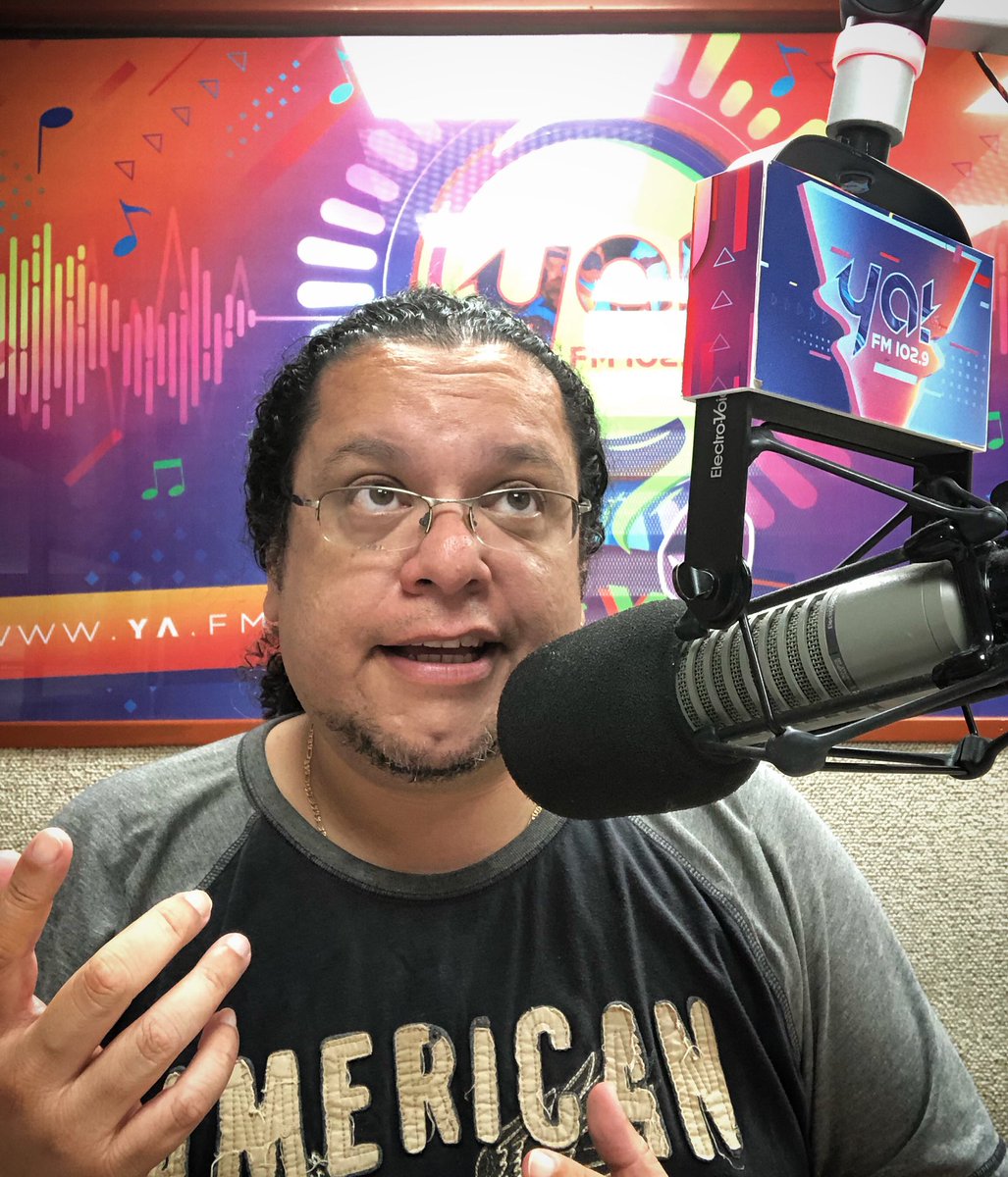 yafmveracruz's tweet photo. Lunes y hay que darle con todo ! @lord_byron82 hará que tu inicio de semana sea IMPACTANTE 😎🤘🏻 #Lunes #Sonrie #ConTodo #Radio #FeelTheMusic #ByronLocutor #YoEscuchoYaFM https://t.co/l700qVx4Vy
