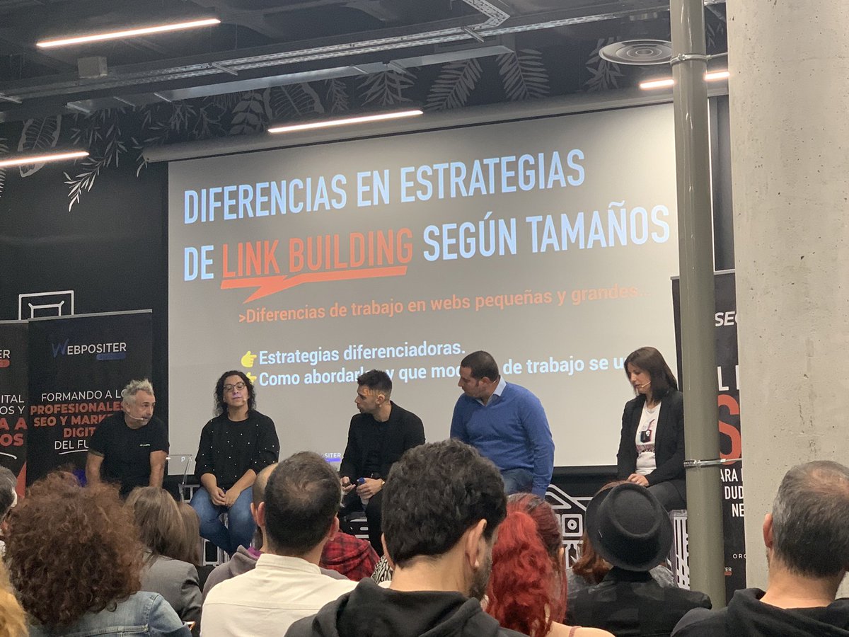 r_sampayo's tweet image. Gran evento de #Seotalks por parte de @Lu1sma sobre estrategias de linkbuilding y todo lo relacionado con #SEO. Gracias a @Nuria_digital20 @MartaArribasSan @eCesarAparicio @sicodeandres por todos vuestros consejos 👍👍👍