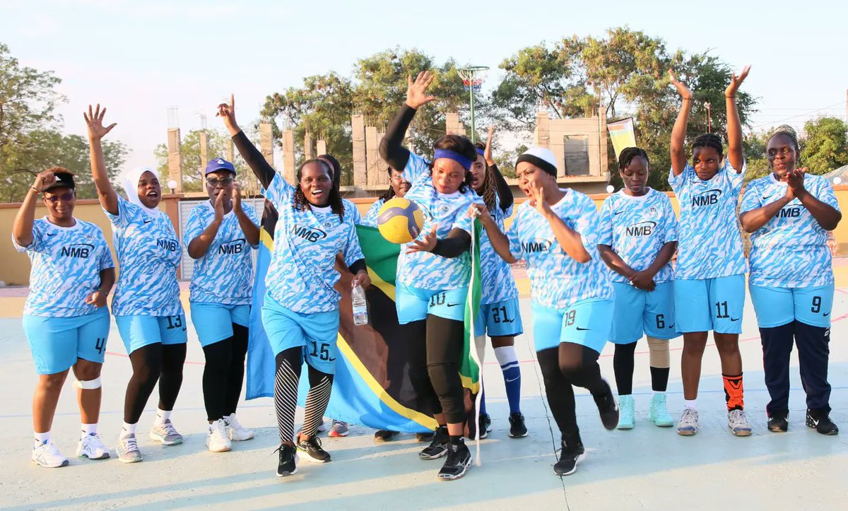 bunge_tz's tweet photo. Timu ya Mpira wa Wavu (Volleyball) ya Wanawake ya Bunge Sports Club imetangazwa kuwa Mshindi baada ya Timu ya Sudan Kusini  kushindwa kufuata kanuni za mchezo huo katika Mashindano ya 12 ya Mabunge ya Jumuiya ya Afrika Mashariki yanayoendelea Jijini Juba Nchini Sudan Kusini. https://t.co/0po8MAeTS0