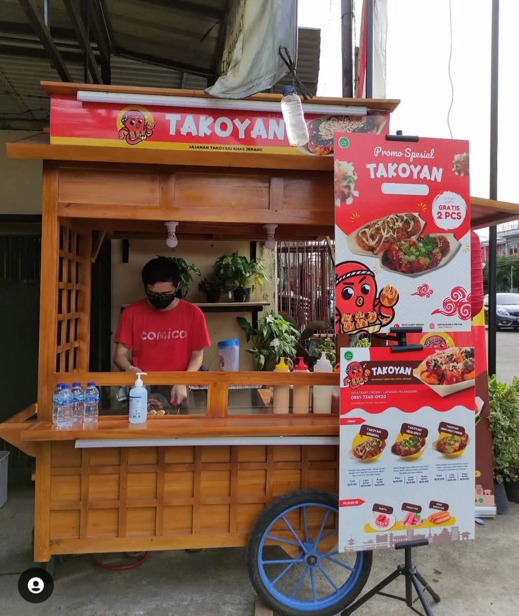choyan's tweet photo. [11] Buat yang di sekitar Karang Tengah, Ciledug, Kembangan, Meruya, yuk cobain jualan gw.

Gw dagang takoyaki dengan nama brand TAKOYAN Takoyaki.

Harga murah, rasa insyaallah sesuai di lidah 😁

Tersedia di GoFood dan GrabFood.

Maps:
https://t.co/znX00s9SW7 https://t.co/tDl9PioJMa