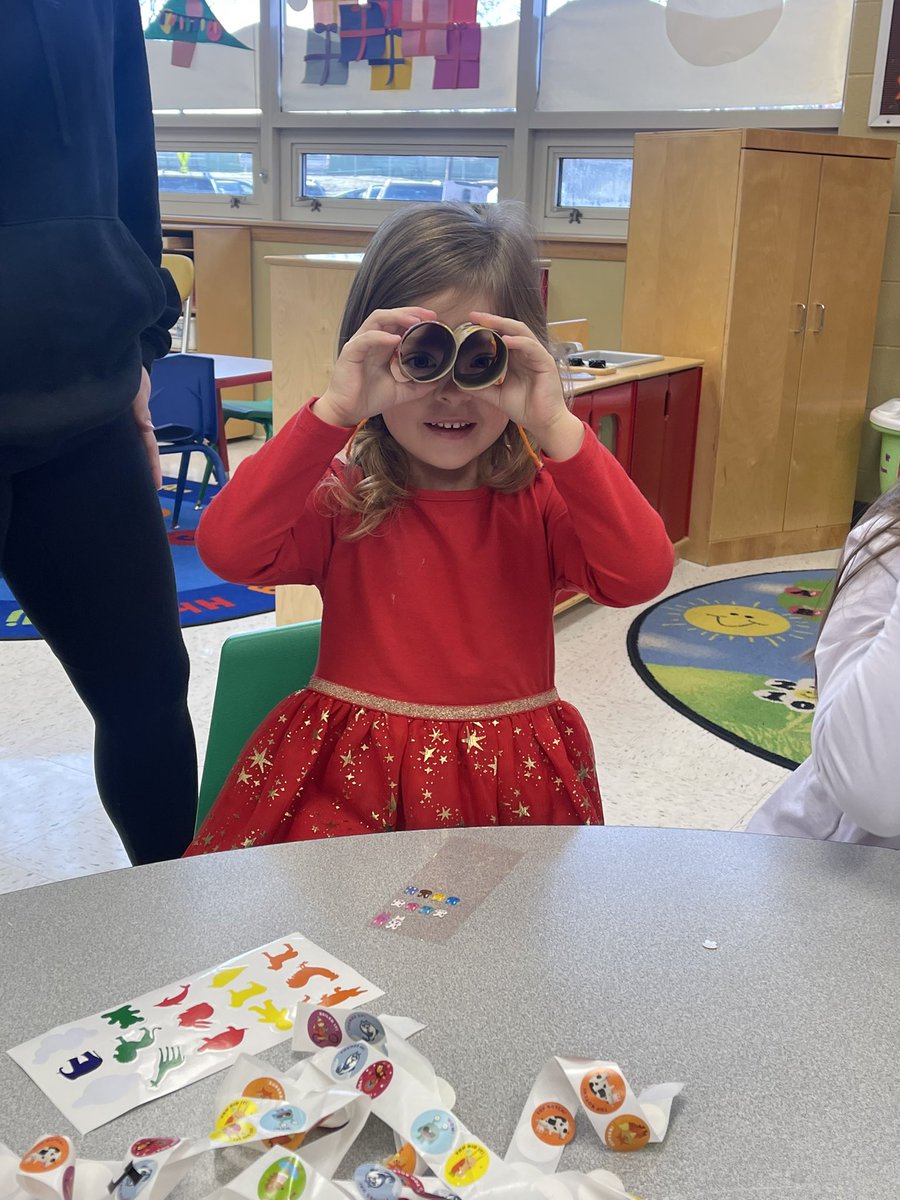 NCHSPreschool's tweet photo. Making binoculars for our jungle hunt today #jungleweek #partnersingrowth @NCHSOFFICIAL @NCHSRedhawksCTE https://t.co/TIBFLgvFDT