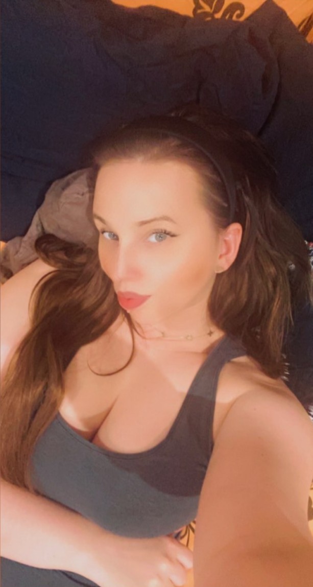 CrazyJaneReal's tweet photo. Mulheres donas de si a uns dão medo.
A outros, vontades. https://t.co/nOdaD8uYOo