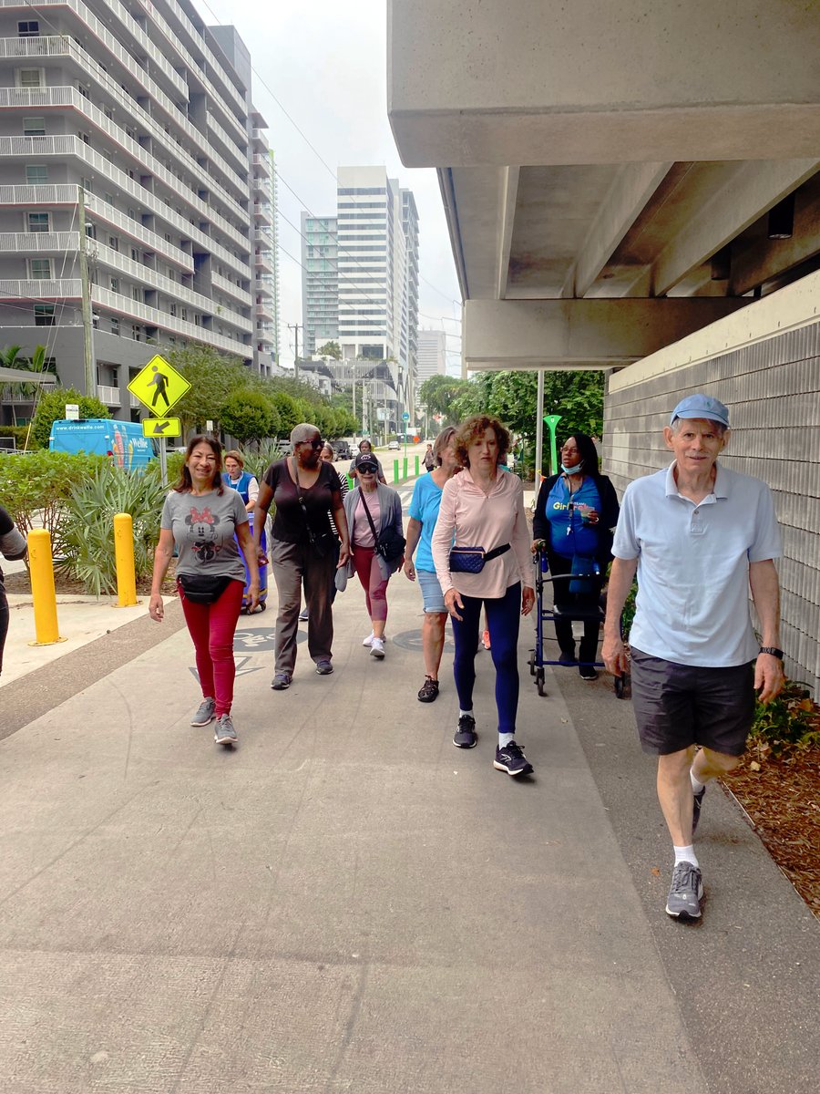 theunderlinemia's tweet photo. Walk that #turkey off! ๐ฆ
Join us this Thursday for our weekly #Walk4Life as we walk together around The Underline to strengthen our mental and physical #health. (1/2) https://t.co/balo59NIyK