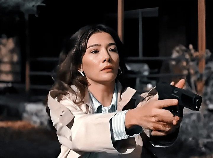 FnnYavbah's tweet photo. Şey biz biraz büyüdük 😢
#sözdizi #sıfırıncıgün #aybukepusat #bahar  #nisan https://t.co/w47E0rUq4z