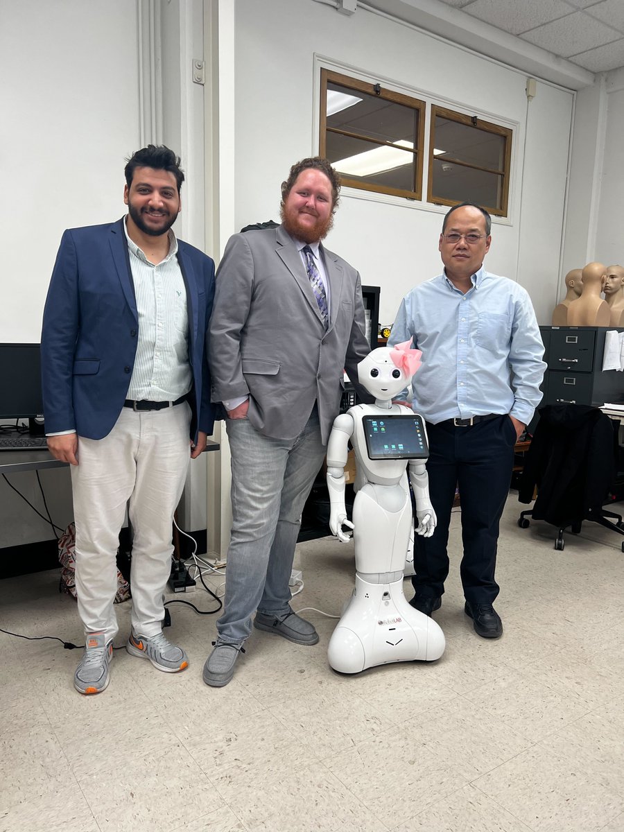 RobotLAB introduced the <a href="/AASTMTeg/">Arab Academy For Science and Technology (AASTMT)</a>  (Arab Academy of Science Technology and Maritime Transport) to some of our partners in #education to host the RobotLAB and the team. RobotLAB is the exclusive partner of the AASTMT after signing an agreement to build a 1.2 million dollar AI LAB.