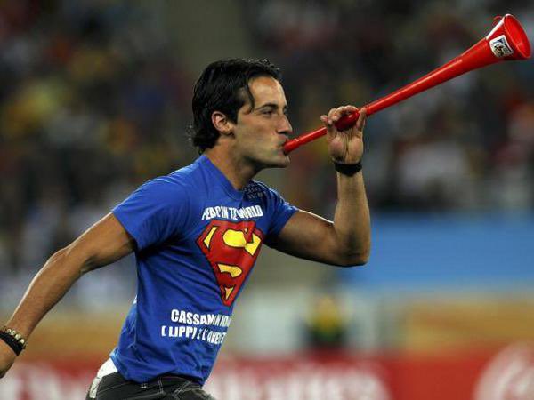 YesWeCrann's tweet photo. Mario ‘The Falcon’ Ferri

2010 - South Africa
2014 - Brazil
2022 - Qatar

The Italian has priors. https://t.co/SWJF01hGVG