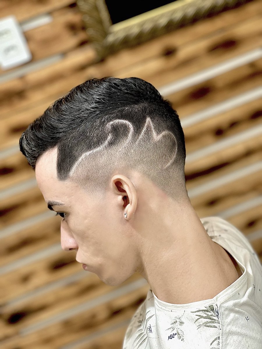 micapiires's tweet image. Eai, você gostou do meu novo visu? 😎