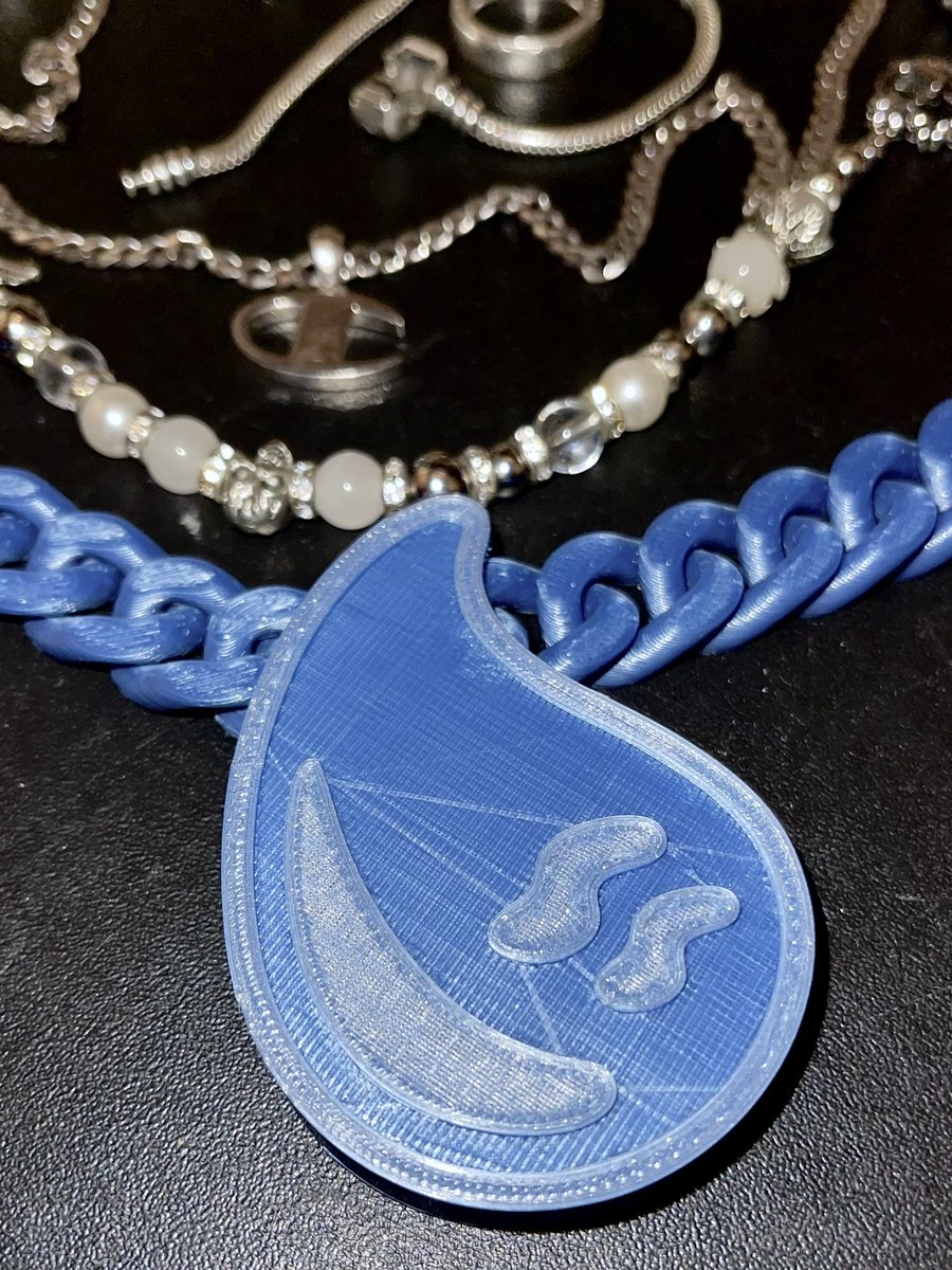 CryOTW's tweet photo. Our first 3d print chain glow in the dark realised in collaboration with Art.Lab
!💧🖨️
-
Visit our official website &amp; join the community on Discord!👾
https://t.co/UAfUZstKBj
-
 #COTW #COTWcommunity
-
#Discord #community #nftcommunity #brandcommunity #environmentcommunity https://t.co/S4KrRAXiY9