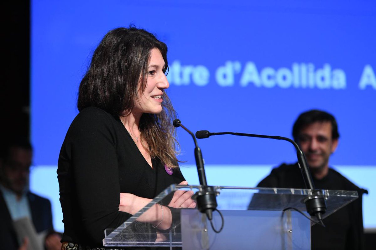 #PremisCivisme | 💡 El premi a la Innovació és pel projecte d'abordatge del bullying i la violència escolar 'Irrupció restaurativa' de l'<a href="/AjSantBoi/">Ajuntament Sant Boi</a>

El jurat atorga també un accèssit a <a href="/CentreAssis/">ASSÍS</a> per la iniciativa 'Dona impuls'