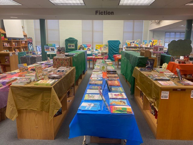 Christie Hall tweet media