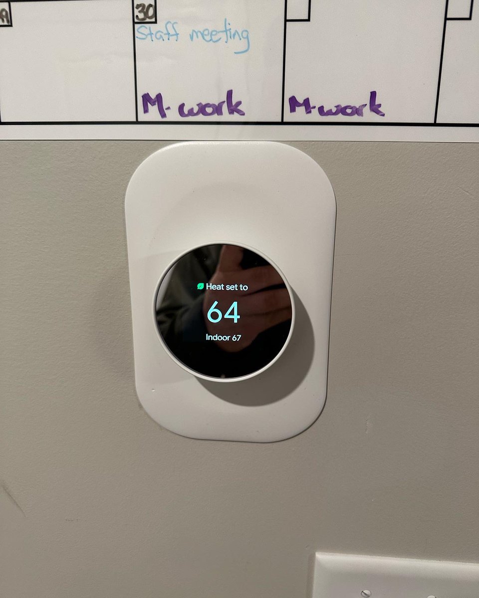 ajsweet13's tweet photo. Here is a look at a fast job, these thermostat are pretty easy to switch over. Be aware some older thermostats have Mercury switches,harmful if you come into contact with the liquid.Follow directions have it installed by a licensed electrician if need!
#JonardTools #MadeForLife https://t.co/lqurAfBKpN