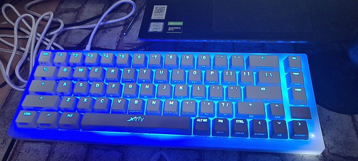hibiki232's tweet photo. new keyboard https://t.co/oQqidf2VWb