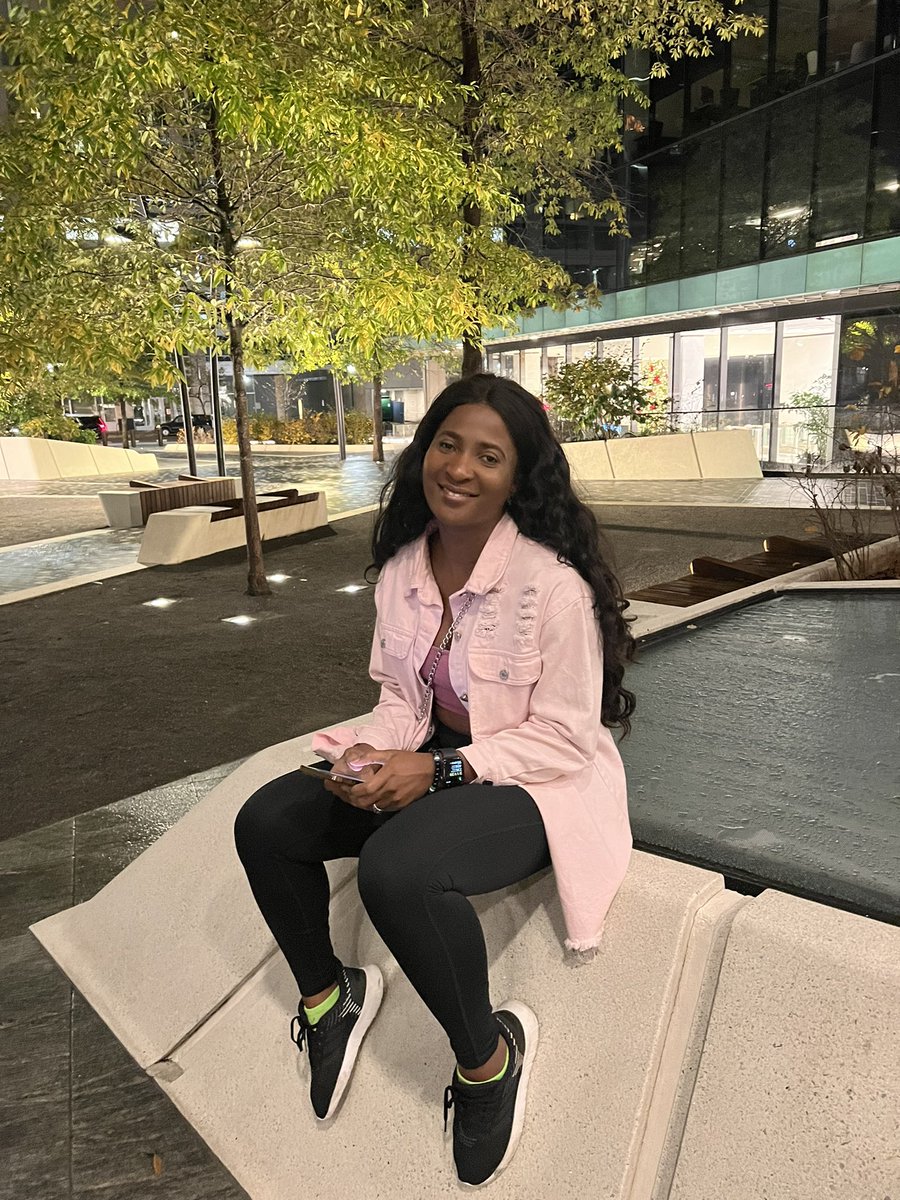 meet__eunice's tweet photo. Sometimes all you’re looking for is literally within you. #LookInward #ReflectDeeply https://t.co/SPf1XYtpM5