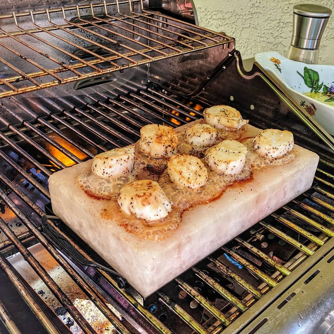 jameswilliam872's tweet photo. If you love to cook but haven't tried cooking on a salt block yet, it's kind of amazing!
I've cooked scallops, steak, shrimp and duck on it. Any suggestions on what I should try cooking next?
https://t.co/XO36fF0otJ
👆👆👆
#saltblock #scallops #steak #healthy #pinksaltwall https://t.co/vR5qbEtCBG