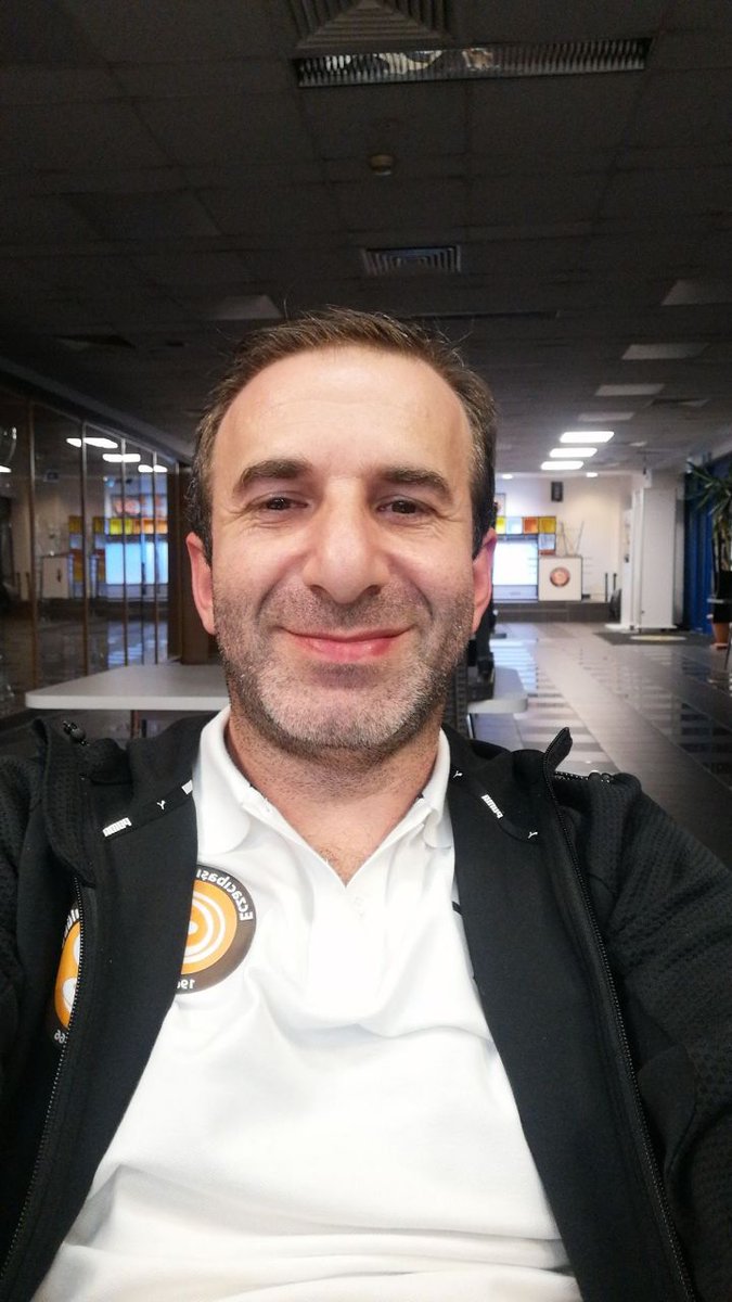 Maçı kazandıktan sonra mutlu olan ben 😃