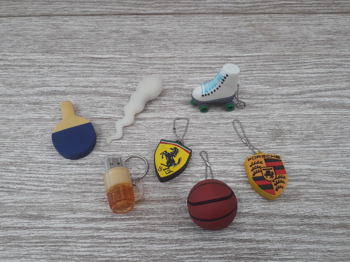 themjcstore's tweet photo. Pendrive con diseños, a 70mil cada uno de 16gb, tenemos precios unitarios y por mayor
Contamos con delivery !! 

#emprendedores #lambare #pendrives #diseños https://t.co/JxRkEz0Qsb