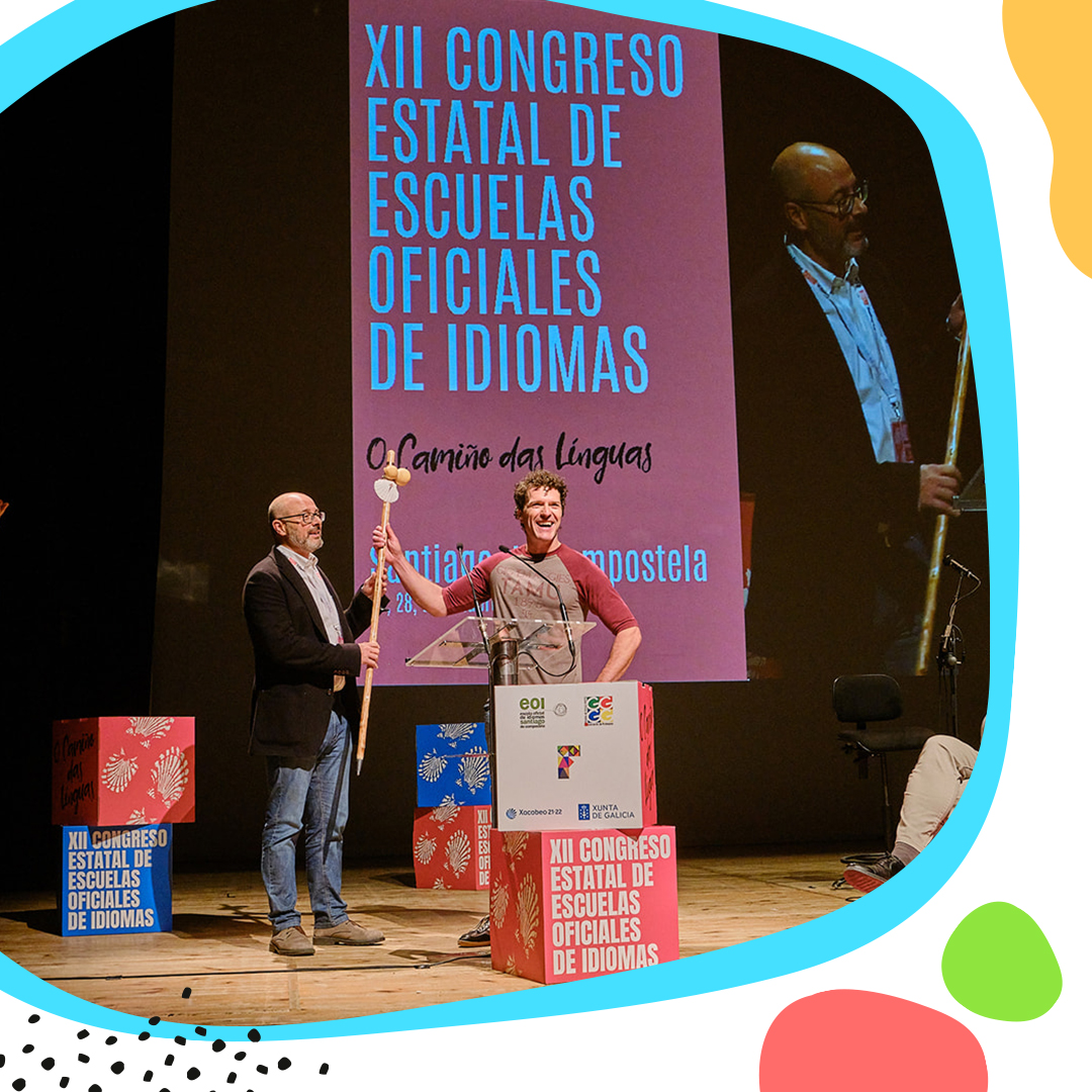 En la última jornada de #OCamiñoDasLinguas descubrimos que Murcia será la siguiente parada de los Congresos Estatales de Escuales Oficiales de Idiomas! 🔥

¡Qué ganas de volver a juntarnos! 💖