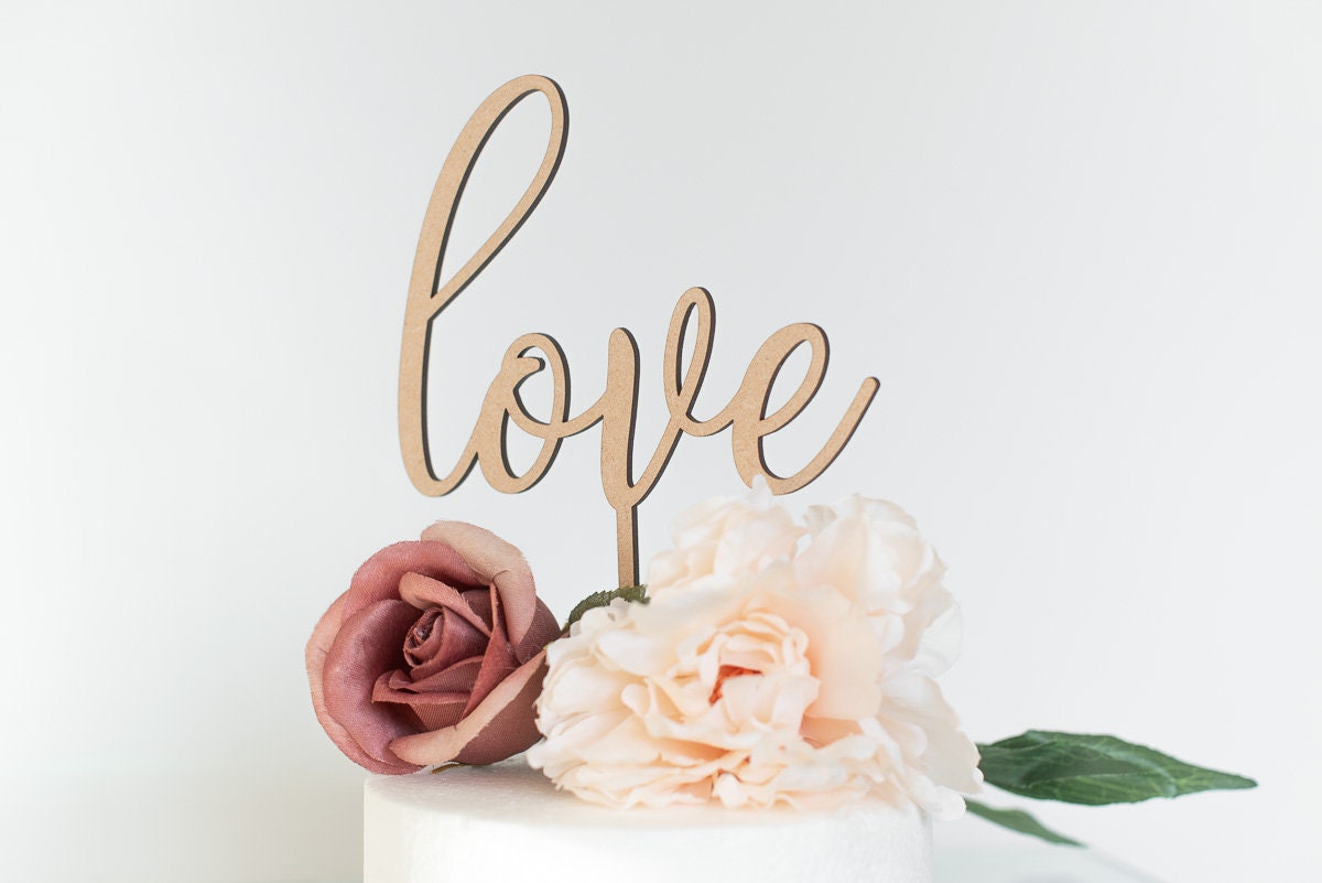 HoneywellGifts's tweet photo. Wooden Rustic Wedding Love Cake Topper https://t.co/ApDSfCZx4l #Bridetobe #Etsy #HoneywellWeddings #rusticwedding #weddingsignage #Wedding #CakeAccessories https://t.co/VhWYOmyl3d