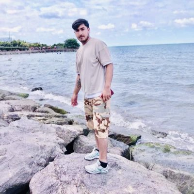 Kingfanos's tweet photo. #NewProfilePic https://t.co/j7yzjtI8iN