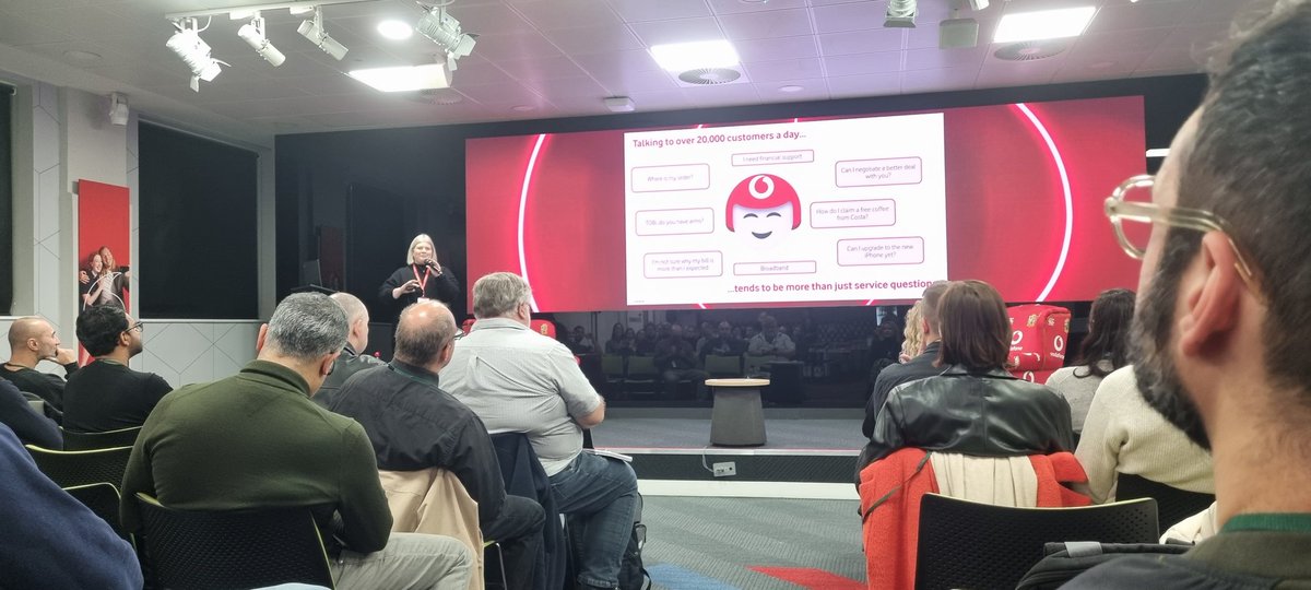 Good to be back at #ldnbots. Thanks <a href="/tomhewitson/">Tom Hewitson has jumped ship</a> and <a href="/carlaylett_/">Carl Aylett 🦊</a> for organising!