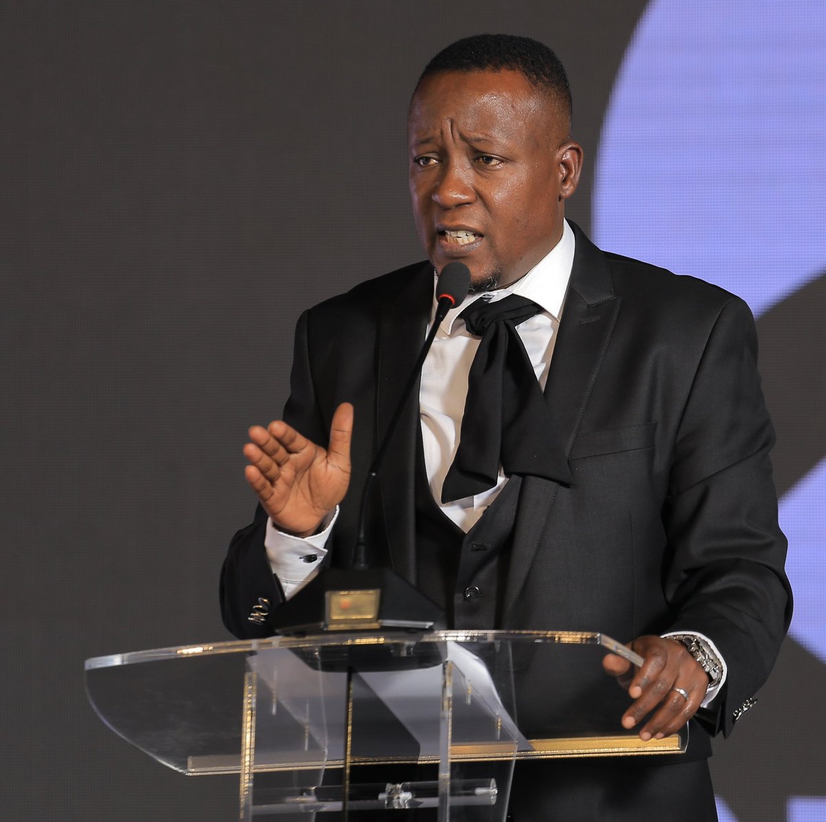 DavidLRubongoya's tweet photo. Very sad, but not surprising developments! Sheikh Yahaya Ramadhan Mwanje and former Presidential candidate Joseph Kabuleta abducted, taken to unknown places in drones. It's getting messy each day. Everybody is a potential victim, and yet everybody is a potential solution. https://t.co/r2AMbtor92